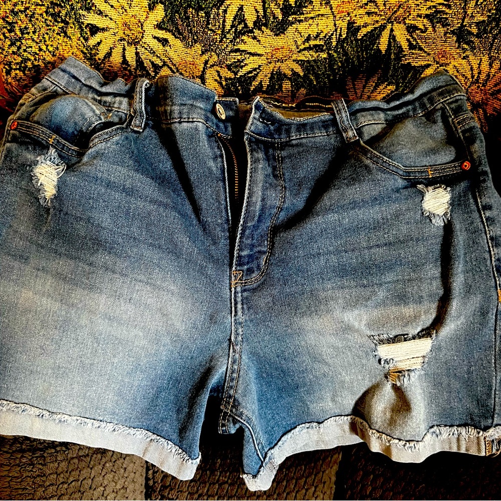 Women’s shorts